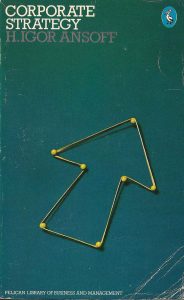 مکاتب مدیریت استراتژیک و ادبیات برنامه‌ریزی استراتژیک