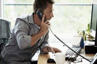 ارتباط تلفنی با مشتری
