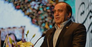 مکاتب استراتژی و احد عظیمزاده