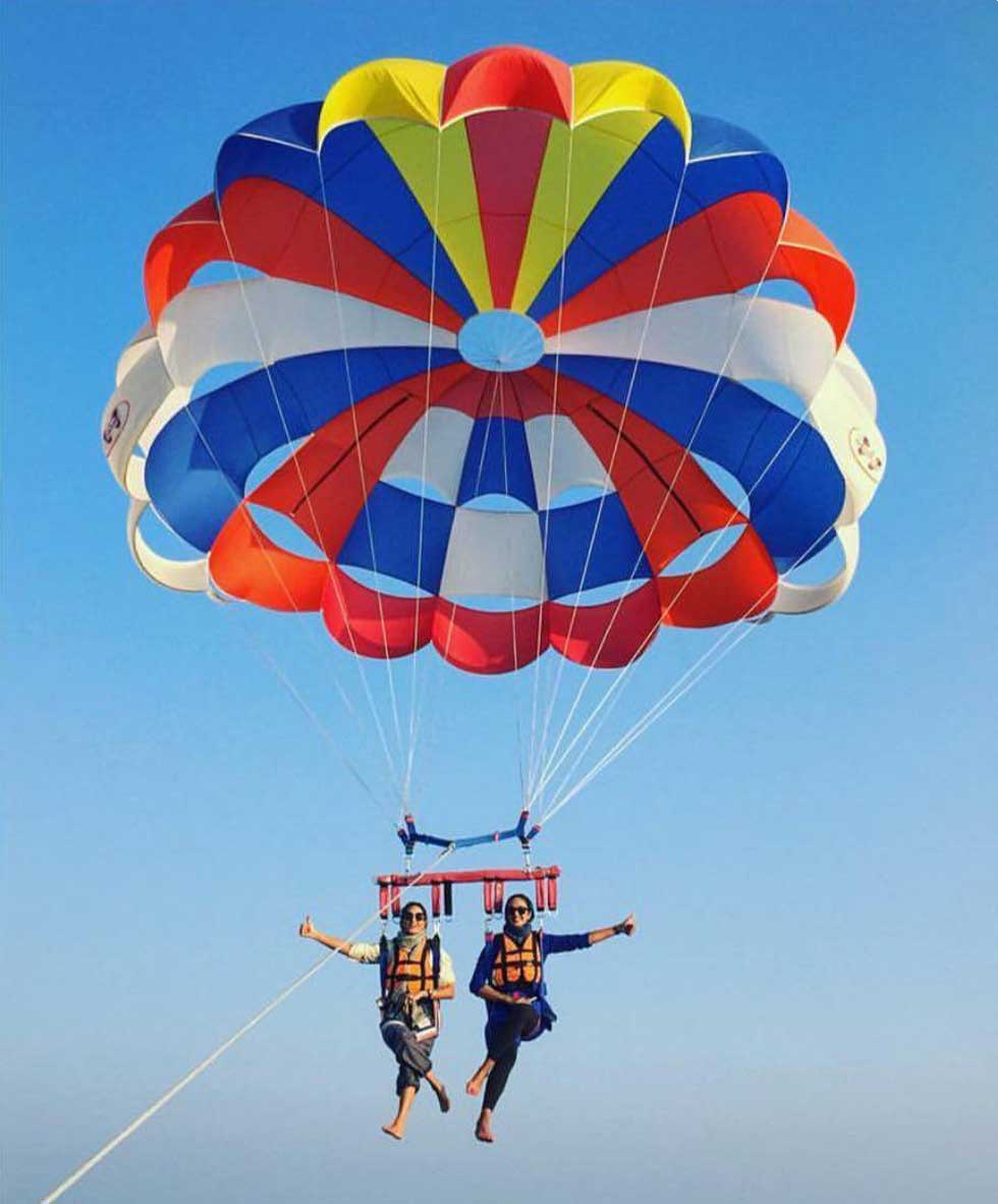 دوستی با خود و چتربازی