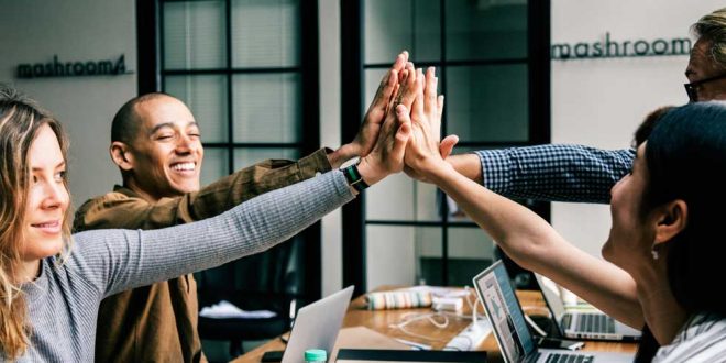 بهبود کار تیمی